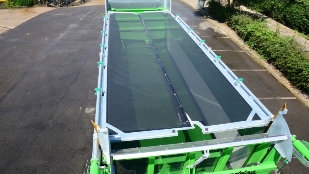 Nouveau recouvrement pour les caisses d'ensilage Joskin