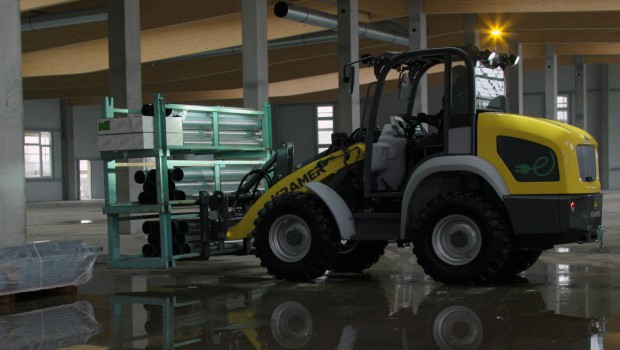 Kramer launches a 100% electric loader.
