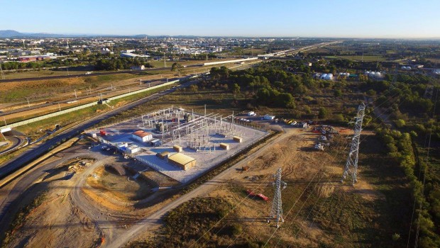 Alimenter le Contournement ferroviaire Nîmes-Montpellier
