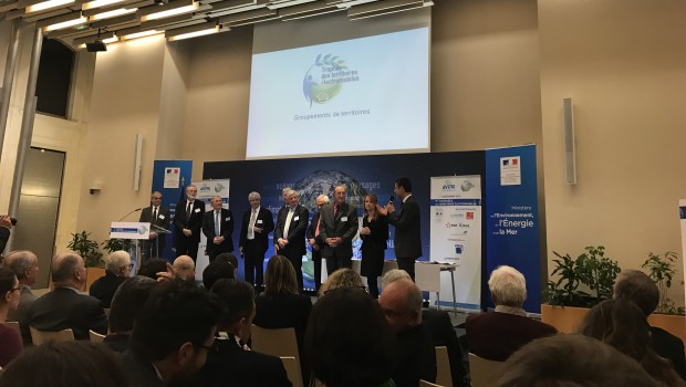 Véhicules électriques : 40 réseaux de recharge en déploiement