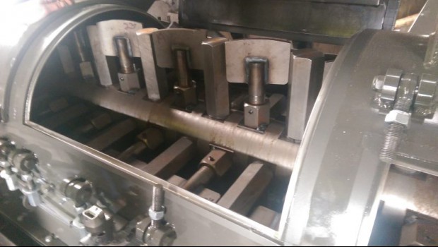 Hantsch introduces the TS42104