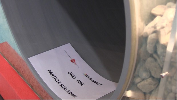 Amiantit mise sur la résistance avec le Flowtite Grey