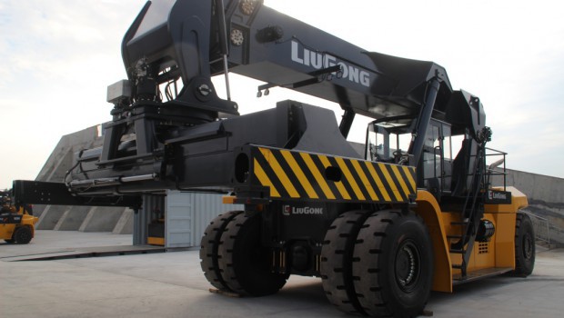 LiuGong's biggest reach stacker in production