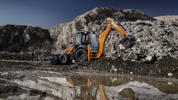 Case dévoile ses chargeuses-pelleteuses de série T