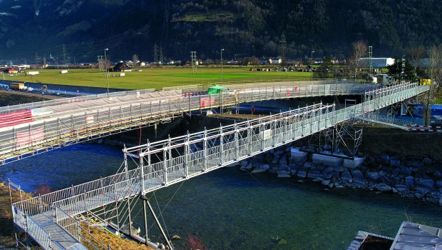 Layher reçoit un Mat d'Or pour sa passerelle XL