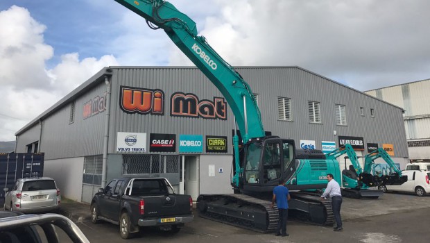 Kobelco expands in the Carribean