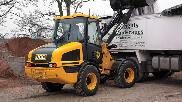 JCB 407: une chargeuse articulée plus rapide
