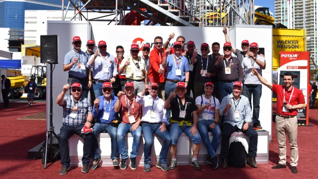 Stirnimann AG trinque avec Manitowoc