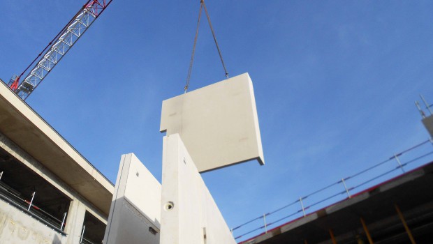 Champigny sur Marne : le béton blanc préfa fait école