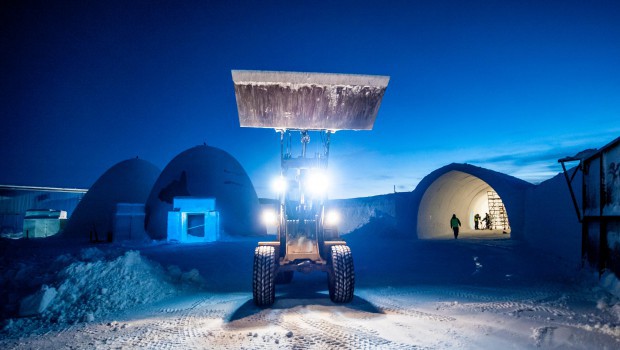 Vacation resort in Sweden uses Volvo in subfreezing temperature