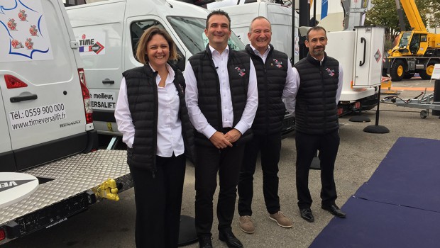 Time Versalift sur la route en 2017