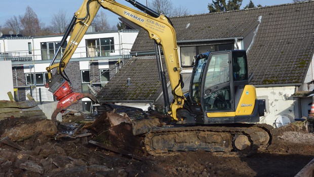 Yanmar SV100-2 : la petite qui se prend pour une grande