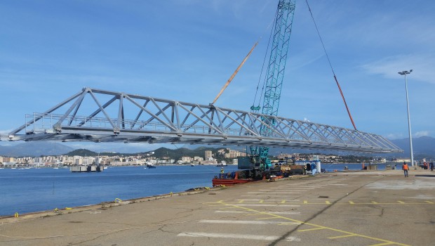 Une passerelle en aluminium de 65 m à Ajaccio !