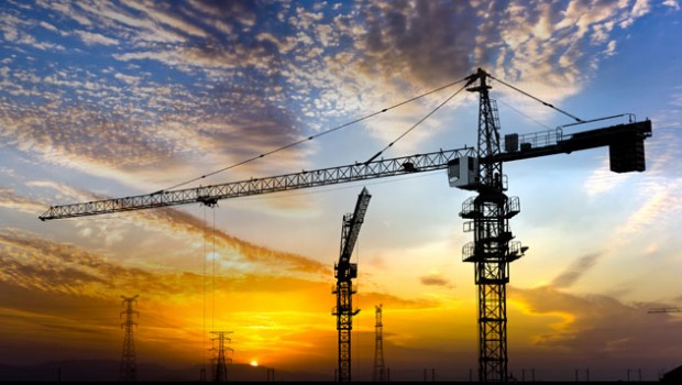 Seattle: cranes stretching into the distance
