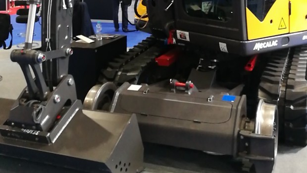 Mecalac peaufine sa 8MCR RR
