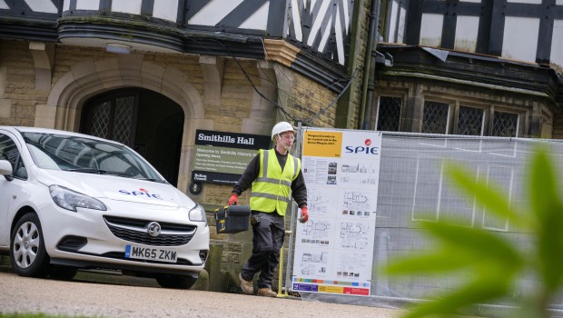Spie rénove le manoir de Smithills Hall à Bolton