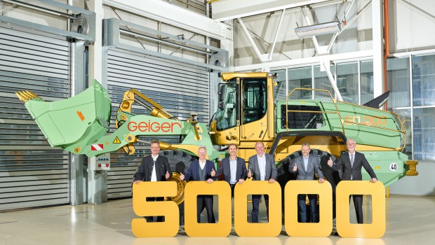 Liebherr celebrates its 50,000th wheel loader