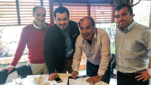 Gruas Maule se fie à Demag