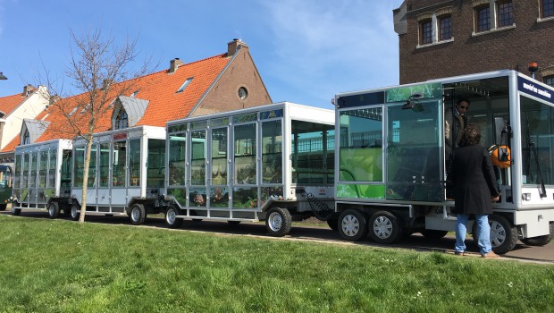 Louer des trains routiers électriques solaires avec Locatraction