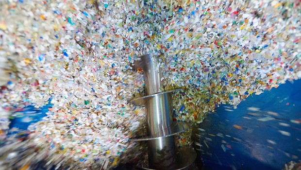 Le SRP sort les premiers éco-profils des plastiques recyclés