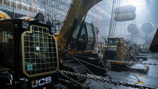 JCB, new star in Alien Film