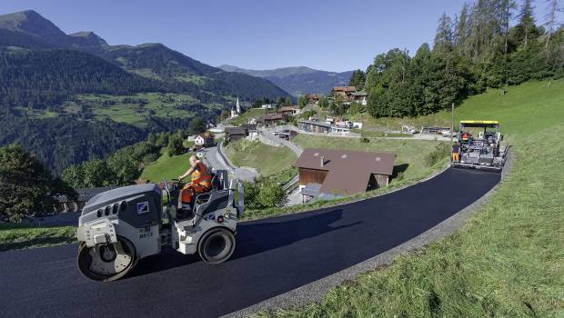 Suisse : Vögele gravit des montagnes