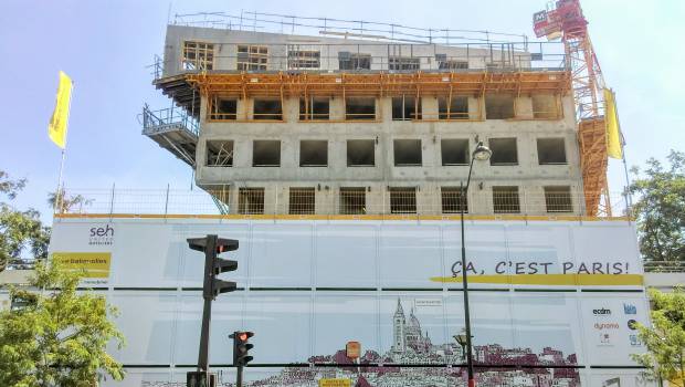 Porte de Montmartre : Qualys-Hotel se pare d'une façade en ardoise