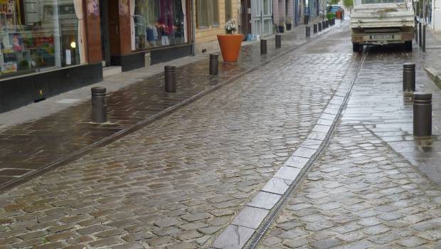 Bar-sur-Seine : des caniveaux Recyfix Hicap en centre-ville