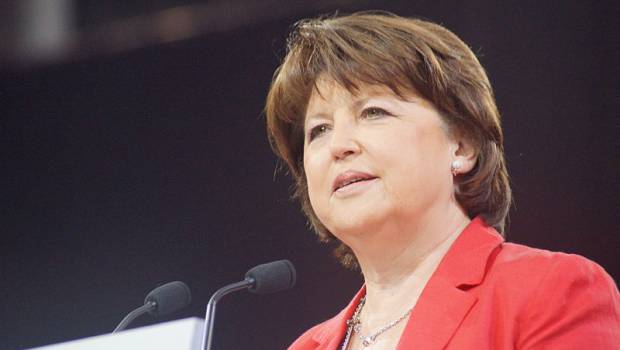 Canal Seine-Nord: Martine Aubry interpelle le gouvernement