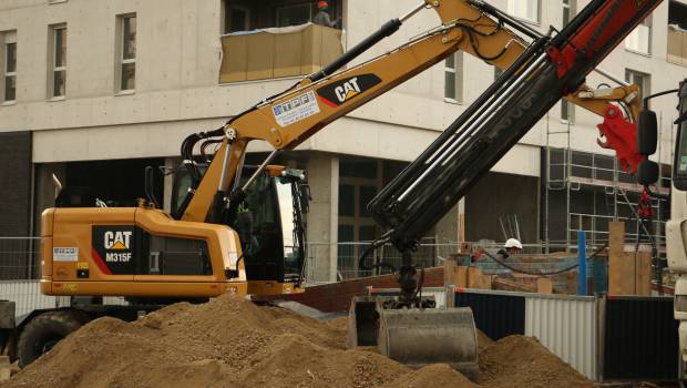 Bergerat Monnoyeur fait du gringue aux collégiens