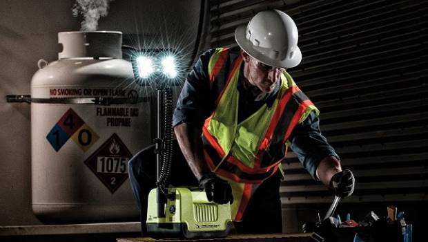 Peli éclaire dans les zones difficiles