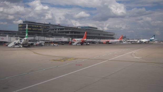 Orly : la rénovation de la piste 4 s'achève