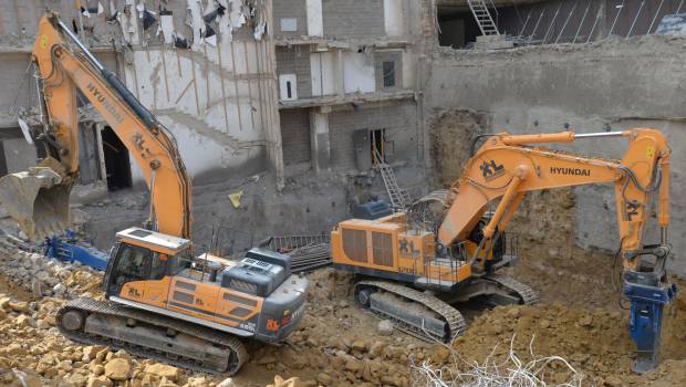 Hyundai fournit une pelle de 120 t au Luxembourg