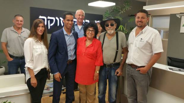 Nouveau distributeur de grues Atlas en Israël