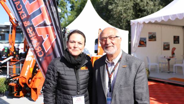 Manu Lorraine, importateur des grues Atlas
