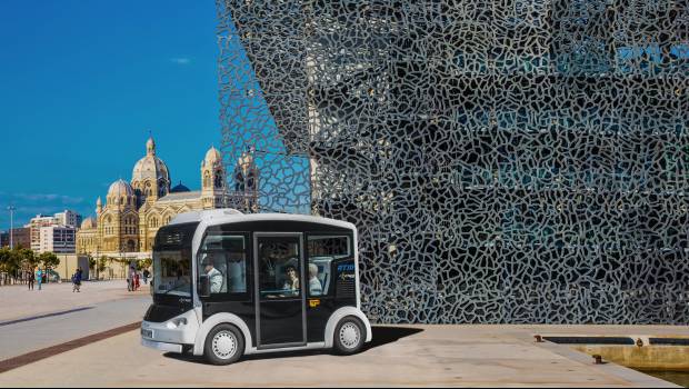 La navette urbaine Cristal  de Lohr s'expose