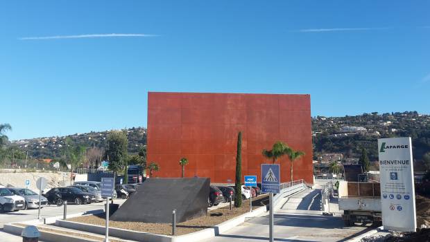 Lafarge inaugure une centrale à béton à Nice