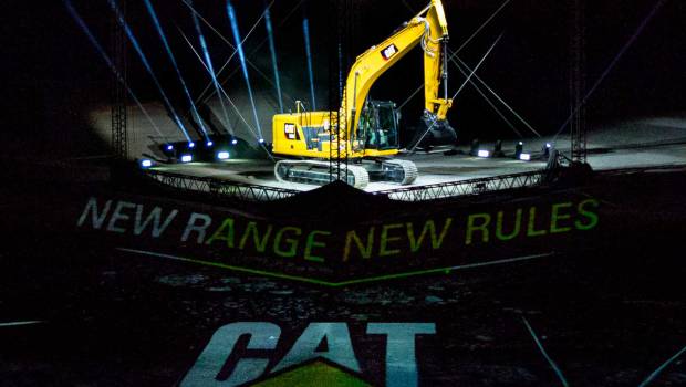 Cat dévoile son nouveau missile technologique, la 320