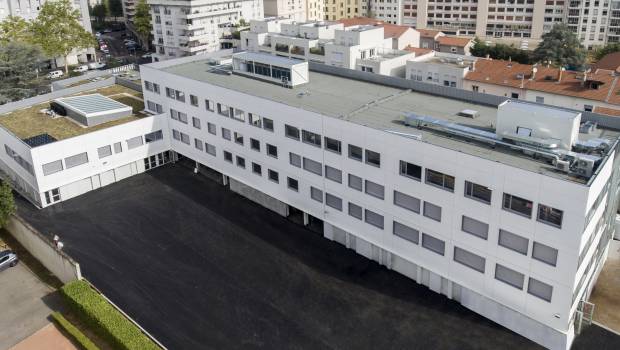 Cougnaud érige le collège Alice-Guy à Lyon