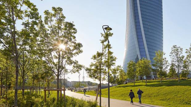 Zoom sur la tour Generali à Milan