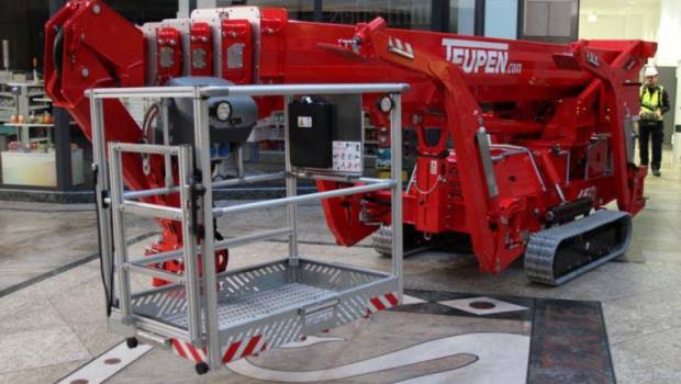 Teupen prend de la hauteur sur Batimat
