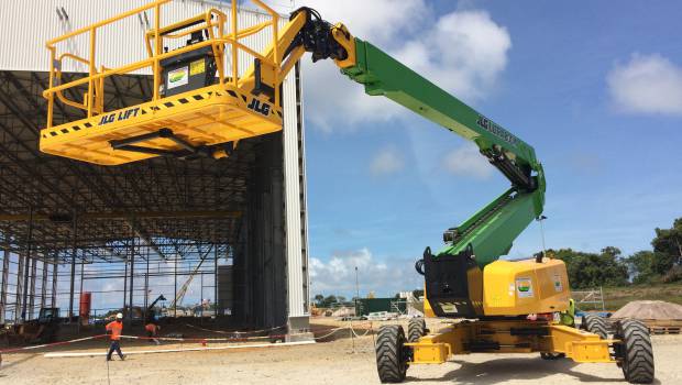 La première nacelle JLG de 48 m en Guyane !