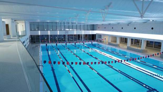 Outarex (Spie batignolles) rénove une piscine à Issy-Les-Moulineaux