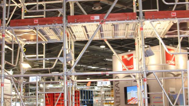 Une tour d’étaiement de 8 tonnes par pied chez Altrad