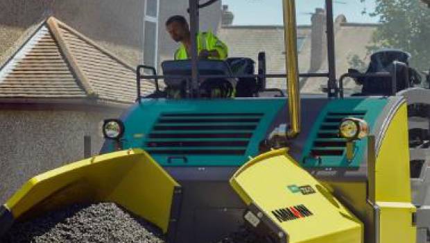 Ammann reconduit son offre de finisseurs