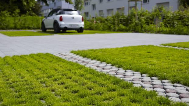 Béton et gazon, pour une alliance durable