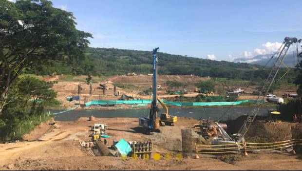Une usine de béton préfabriqué pour les ponts de Colombie
