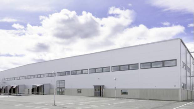 Steelwrist double ses capacités de production