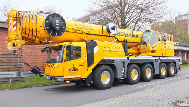 Schaak Kran & Transporte se muscle avec Grove