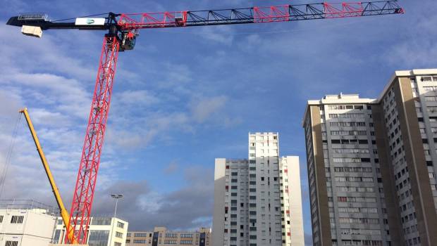 Matebat IDF vend une grue Potain à Eurobat
